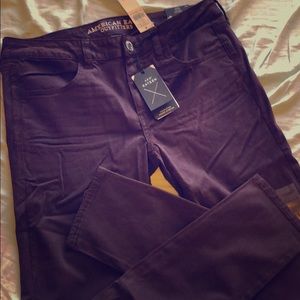 American eagle low rise super stretch pants.